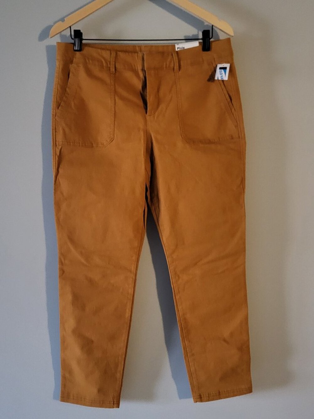 Old Navy Mid-Rise Pixie Chino Ankle Pants Size 10